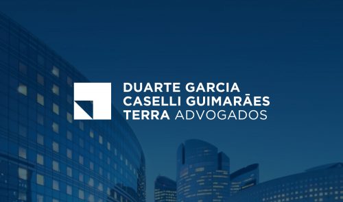 aplicação de logo Duarte Garcia Caselli Guimarães Advogados