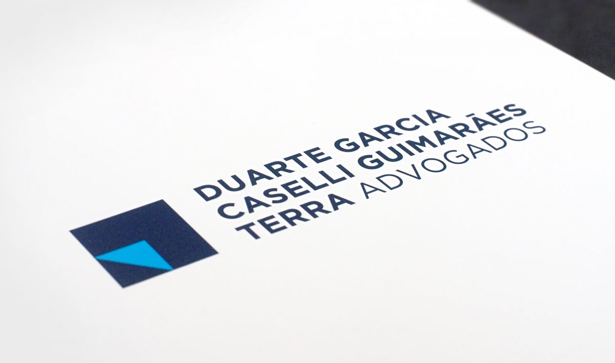 logo Duarte Garcia Caselli Guimarães Advogados