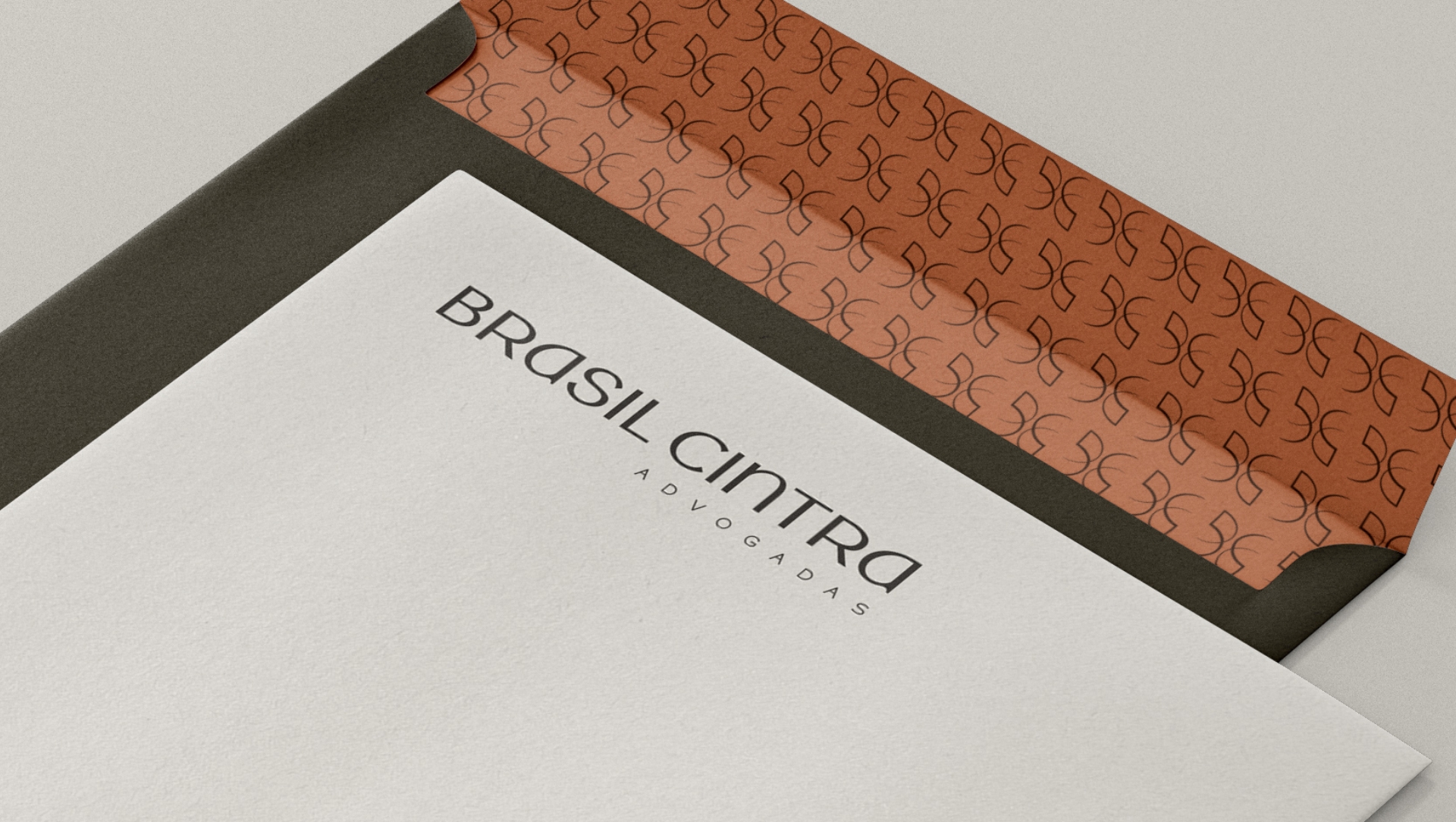 Logotipo, Identidade Visual e Site Brasil Cintra Advogadas criados pela Unitri Design